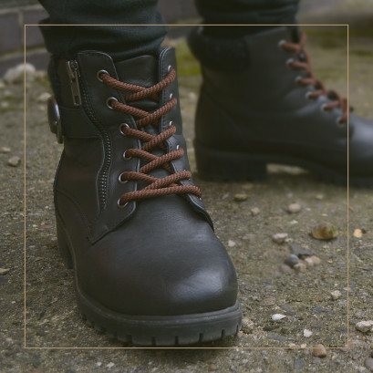 Polyvelt Laces